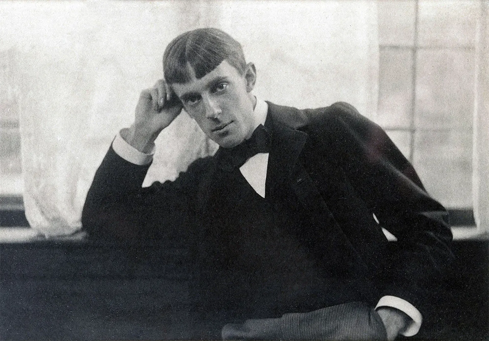 Who Was Aubrey Beardsley? Japanese Influence and Decadent Art in